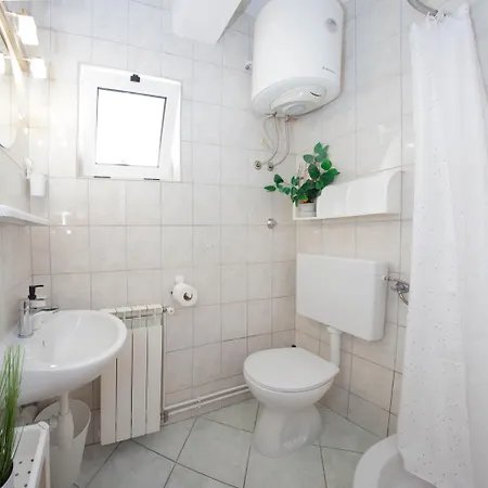Anita Apartment